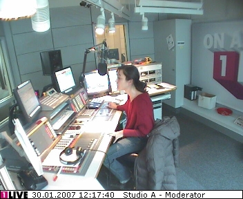 mp_1live_070130_080.jpg