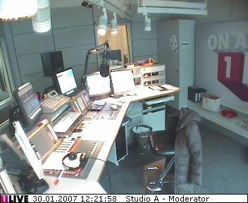 mp_1live_070130_084.jpg