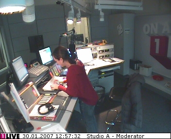 mp_1live_070130_114.jpg