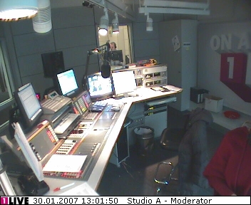 mp_1live_070130_118.jpg