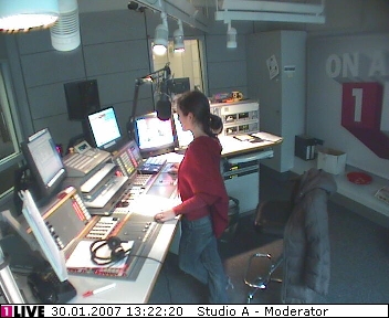 mp_1live_070130_136.jpg