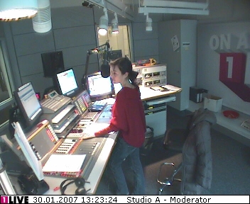 mp_1live_070130_137.jpg
