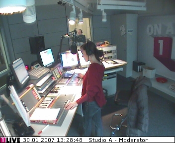 mp_1live_070130_142.jpg