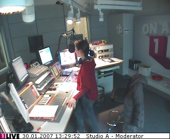 mp_1live_070130_143.jpg