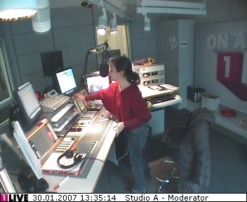 mp_1live_070130_148.jpg