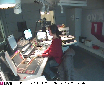 mp_1live_070130_162.jpg