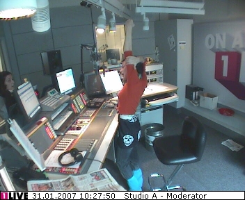 mp_1live_070131_020.jpg