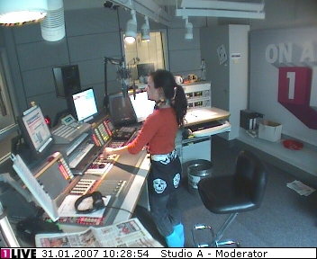mp_1live_070131_021.jpg