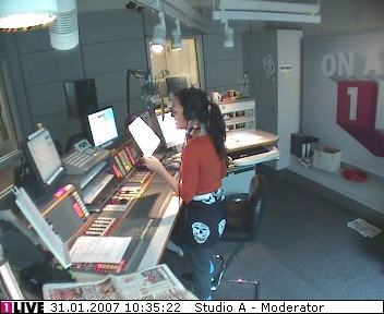 mp_1live_070131_027.jpg