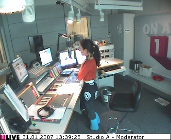 mp_1live_070131_162.jpg