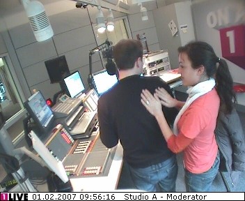 mp_1live_070201_001.jpg