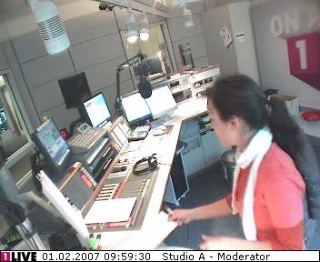 mp_1live_070201_003.jpg