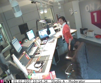 mp_1live_070201_016.jpg