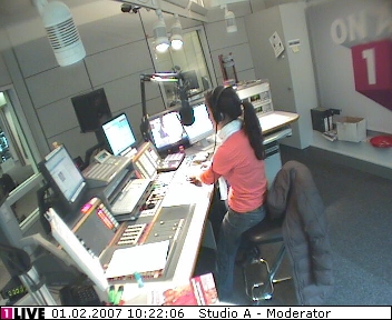 mp_1live_070201_023.jpg