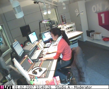 mp_1live_070201_039.jpg