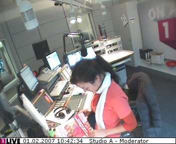 mp_1live_070201_041.jpg
