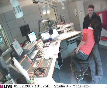 mp_1live_070201_052.jpg