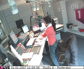 mp_1live_070201_056.jpg