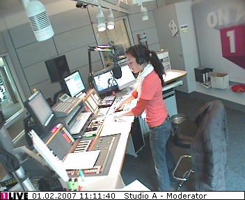mp_1live_070201_060.jpg