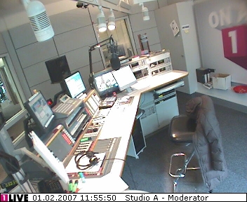 mp_1live_070201_090.jpg