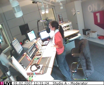 mp_1live_070201_096.jpg