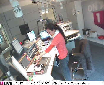 mp_1live_070201_100.jpg