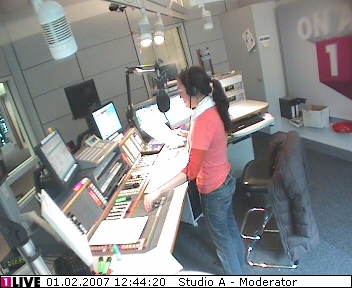 mp_1live_070201_104.jpg