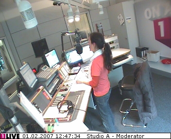 mp_1live_070201_105.jpg