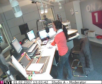 mp_1live_070201_108.jpg