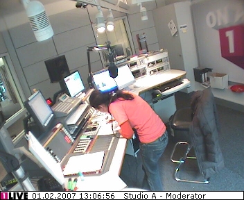 mp_1live_070201_110.jpg