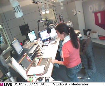 mp_1live_070201_112.jpg