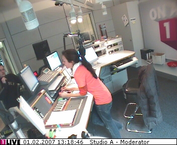 mp_1live_070201_120.jpg