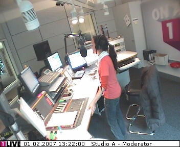 mp_1live_070201_122.jpg