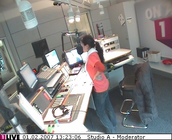 mp_1live_070201_123.jpg