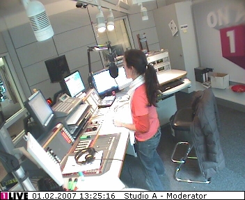 mp_1live_070201_125.jpg