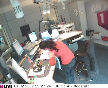 mp_1live_070201_126.jpg