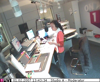 mp_1live_070201_140.jpg