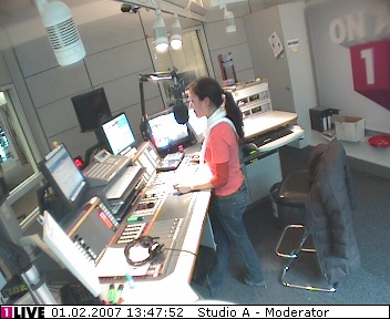 mp_1live_070201_143.jpg