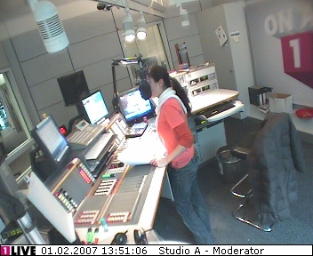 mp_1live_070201_146.jpg