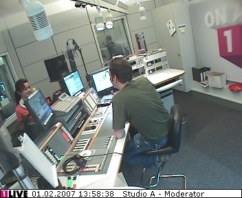mp_1live_070201_153.jpg