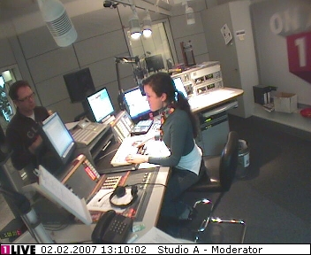 mp_1live_070202_144.jpg