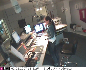 mp_1live_070202_154.jpg