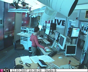 mp_1live_070312_10.jpg