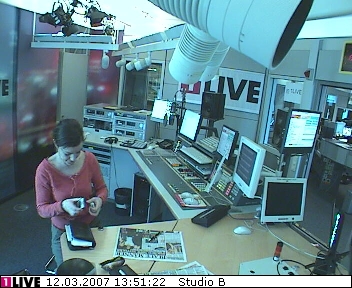 mp_1live_070312_60.jpg
