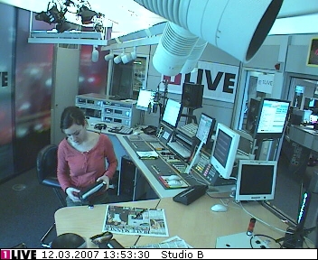 mp_1live_070312_62.jpg