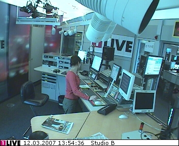 mp_1live_070312_63.jpg
