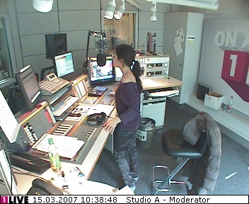 mp_1live_070315_20.jpg