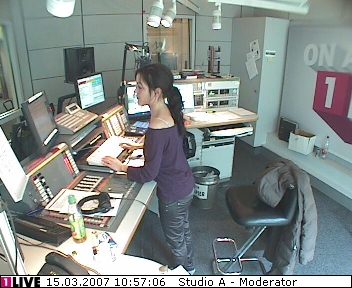 mp_1live_070315_30.jpg