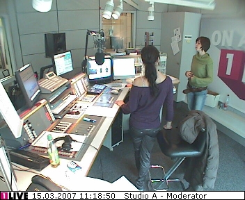mp_1live_070315_41.jpg