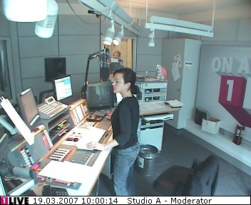 mp_1live_070319_05.jpg